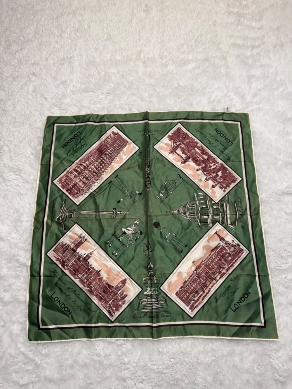 Vintage London Scarf Green Selfridges Tourist Landmark Made in Japan Satin Aceta - Picture 2 of 12